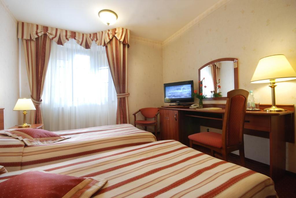 Hotel Basztowy Sandomierz Zimmer foto